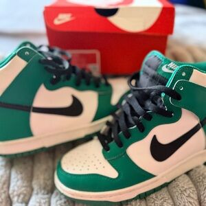 Nike Green and White High-Top Sneakers